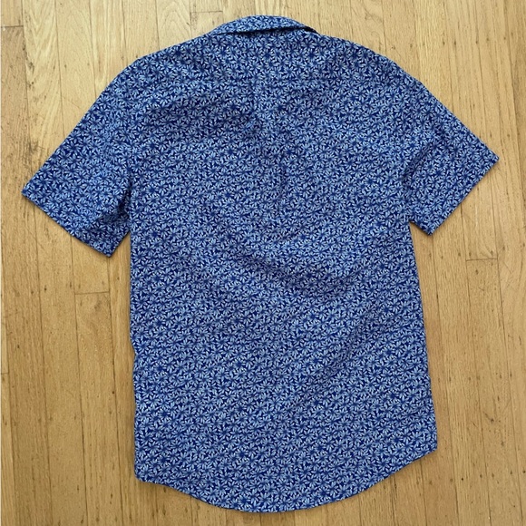 Vineyard Vines performance fit button down collar short sleeve men’s shirt - Picture 5 of 5